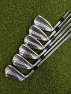 Taylormade P790 5-pw Left Hand // Reg