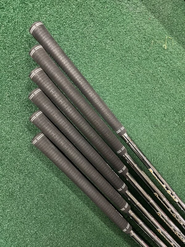 Wilson Staff D9 Irons 5-PW//Stiff 3 Wilson Staff D9 Irons 5-PW//Stiff - Image 3