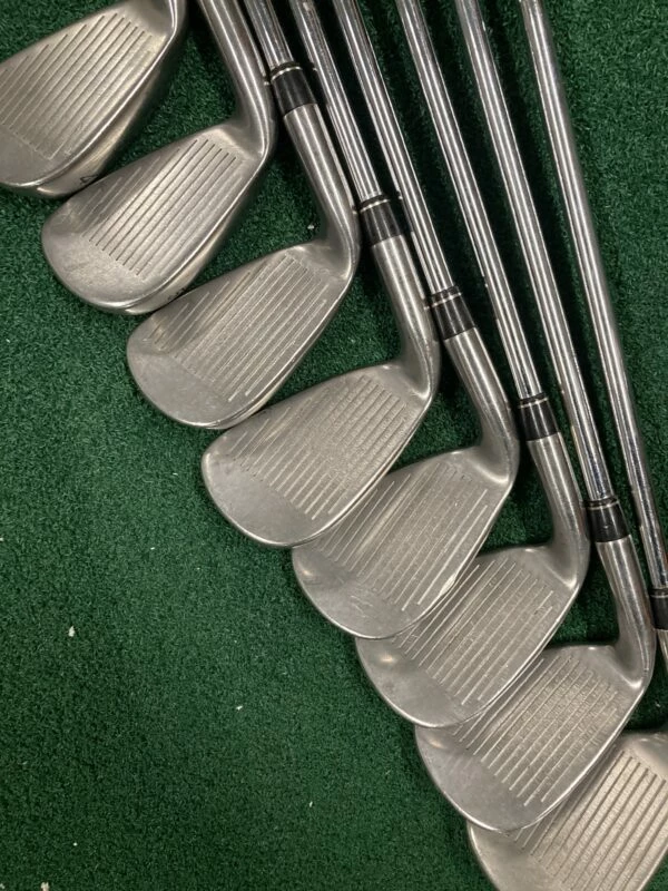 Taylormade R7 Draw Irons 4-Sw // Reg 2 Taylormade R7 Draw Irons 4-Sw // Reg - Image 2