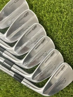Titleist MB Forged 712 Irons 5-PW//Stiff