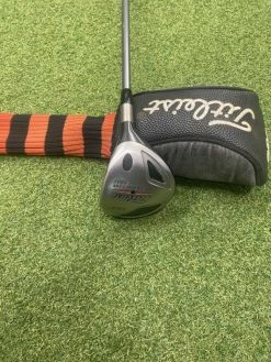 Titleist Pro Trajectory 19° 5 Wood // Reg