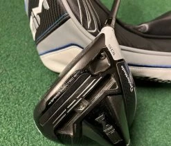 Taylormade Sim 10.5° // X Flex