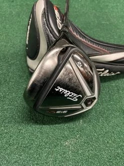 Titleist 915 D2 12° Driver // Stiff