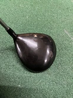 Titleist 913 D2 9.5° Driver // Stiff -Cheap GOLF Store 6DBD66DF 1EE6 4DDF A779 E8EBEBAC726F 600x800 1