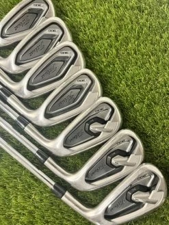 Titleist T300 5- GW// Reg