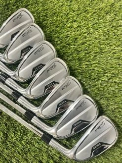 Titleist T200 5-GW//Stiff