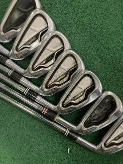 Cleveland 588 Irons 4-Pw // Reg
