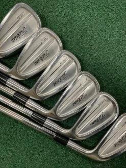 Titleist CB Forged 714 4-9//Stiff