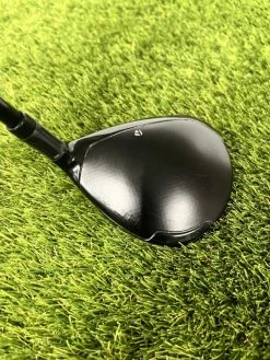 Taylormade Stealth 18° 5 Wood // Stiff -Cheap GOLF Store C5843EE7 DB60 4379 9F3C 878541A13C9D 600x800 1
