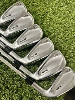 Srixon ZX4 Irons 5-PW // Reg