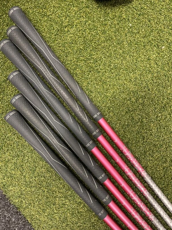 Callaway X2 Hot Ladies Set 5-SW (NO 6 IRON) Light 3 Callaway X2 Hot Ladies Set 5-SW (NO 6 IRON) Light - Image 3