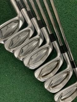 Mizuno JPX 900 5-PW Lefty // Reg