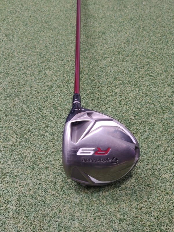 Taylormade R9 10.5° Driver // Stiff 1 Taylormade R9 10.5° Driver // Stiff