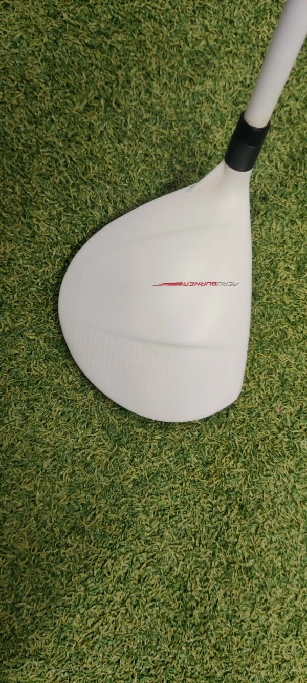 TaylorMade Aero Burner 15° 3 Wood // Reg 2 TaylorMade Aero Burner 15° 3 Wood // Reg - Image 2