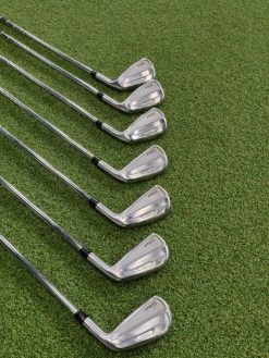 Titleist T100 Forged 4-PW // Stiff