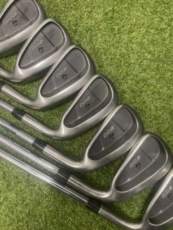 Taylormade 200 Series Irons 3-9 // Reg