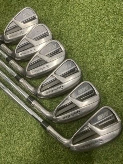 Taylormade M5 Irons 5-PW // Stiff