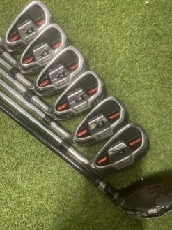 Wilson DEEP Red WD3-0 5-PW +21 Hybrid // Uni