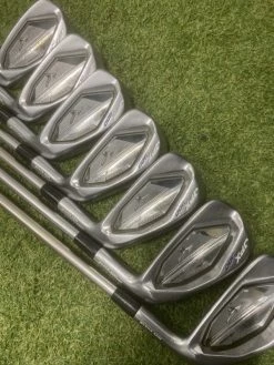 Mizuno JPX 900 Forged Irons (4-PW) // Stiff