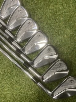 Taylormade P.7MC Irons 4-PW // X Flex