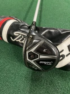 Titleist 915 F 3 Wood 15° // Stiff
