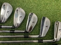 Nike VR Pro Combo Irons 4-PW // Stiff