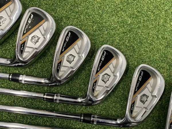 Wilson Staff FG Tour V4 Irons 4-PW // Stiff 1 Wilson Staff FG Tour V4 Irons 4-PW // Stiff