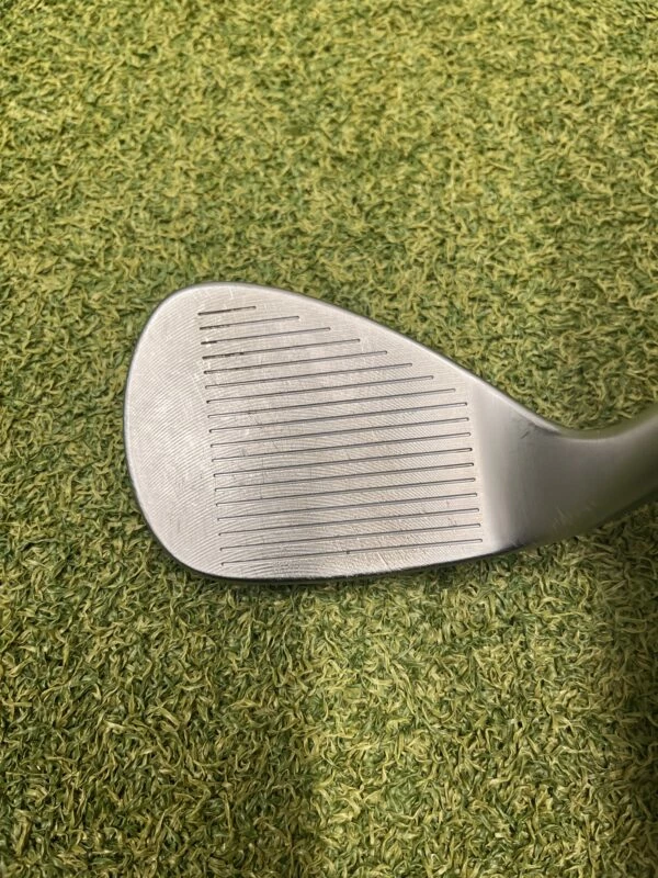 Cleveland CBX 60° Wedge//Wedge Flex 2 Cleveland CBX 60° Wedge//Wedge Flex - Image 2