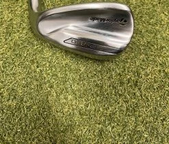 Taylormade P.790 A Wedge // X Flex